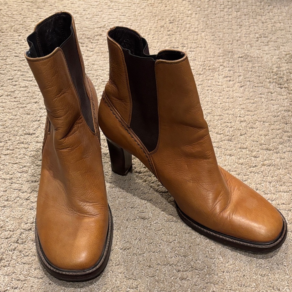 Cole Haan Women Leather AnkleBoots Vibram Sole Sz 11B D13237 Made In Brazil